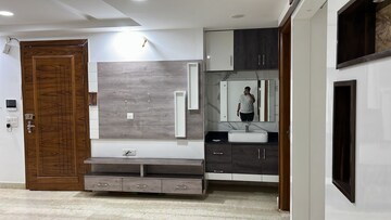 Furnished Amenities in 3 BHK Apartment at Jahaz Apartments, Paschim Vihar – for Rent