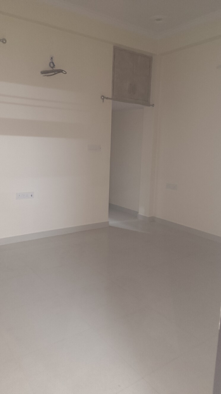 Room, indira nagar 2 Bedroom 1500 Sq.Ft. Builder Floor In Indira Nagar Lucknow 8927281