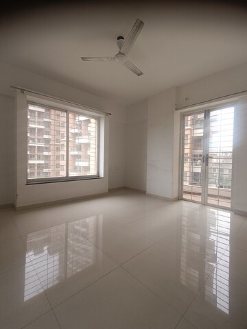 Room in 3 BHK Apartment at Dynamic Grandeur, Undri – for Rent