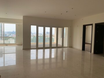 Room in 4 BHK Apartment at Prestige White Meadows, Whitefield – for Rent