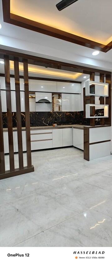 Kitchen in 3 BHK Builder Floor at Sector 73 – for Rent