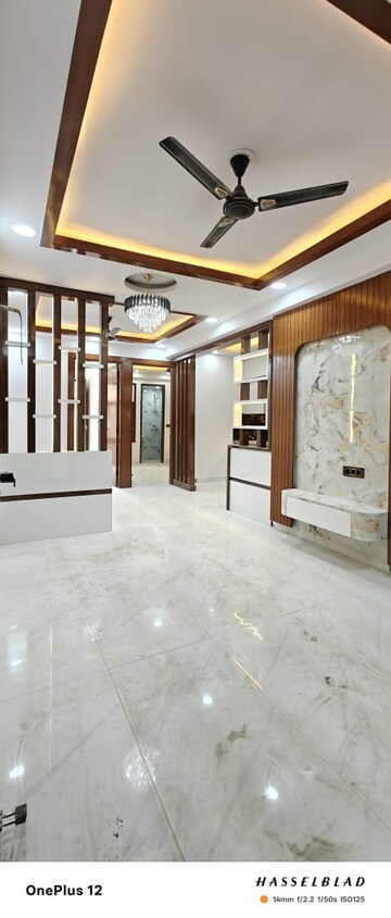 3 BHK Builder Floor For Rent in Sector 73