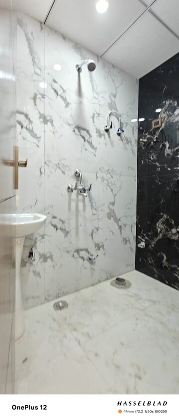 Bathroom in 3 BHK Builder Floor at Sector 73 – for Rent