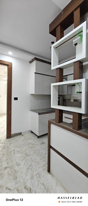 Kitchen in 3 BHK Builder Floor at Sector 73 – for Rent