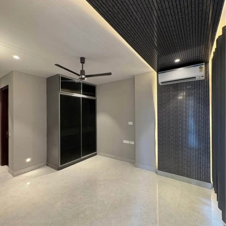 Room, ansal-api-versalia 4 Bedroom 2430 Sq.Ft. Builder Floor In Sector 67a Gurgaon 8927381