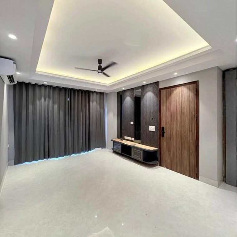 Room, ansal-api-versalia 4 Bedroom 2430 Sq.Ft. Builder Floor In Sector 67a Gurgaon 8927381