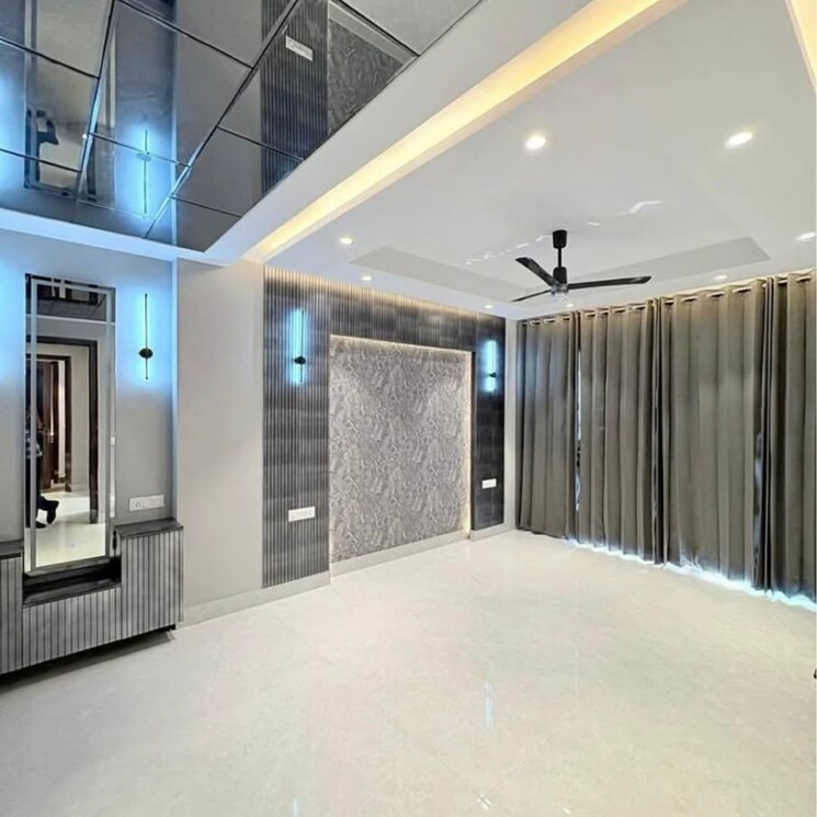 Room, ansal-api-versalia 4 Bedroom 2430 Sq.Ft. Builder Floor In Sector 67a Gurgaon 8927381