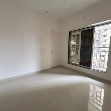 Room in 2 BHK Apartment at Kabra Aurum, Goregaon West – for Rent