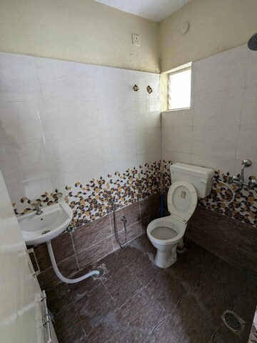 Bathroom in 1 BHK Apartment at Begumpet – for Rent