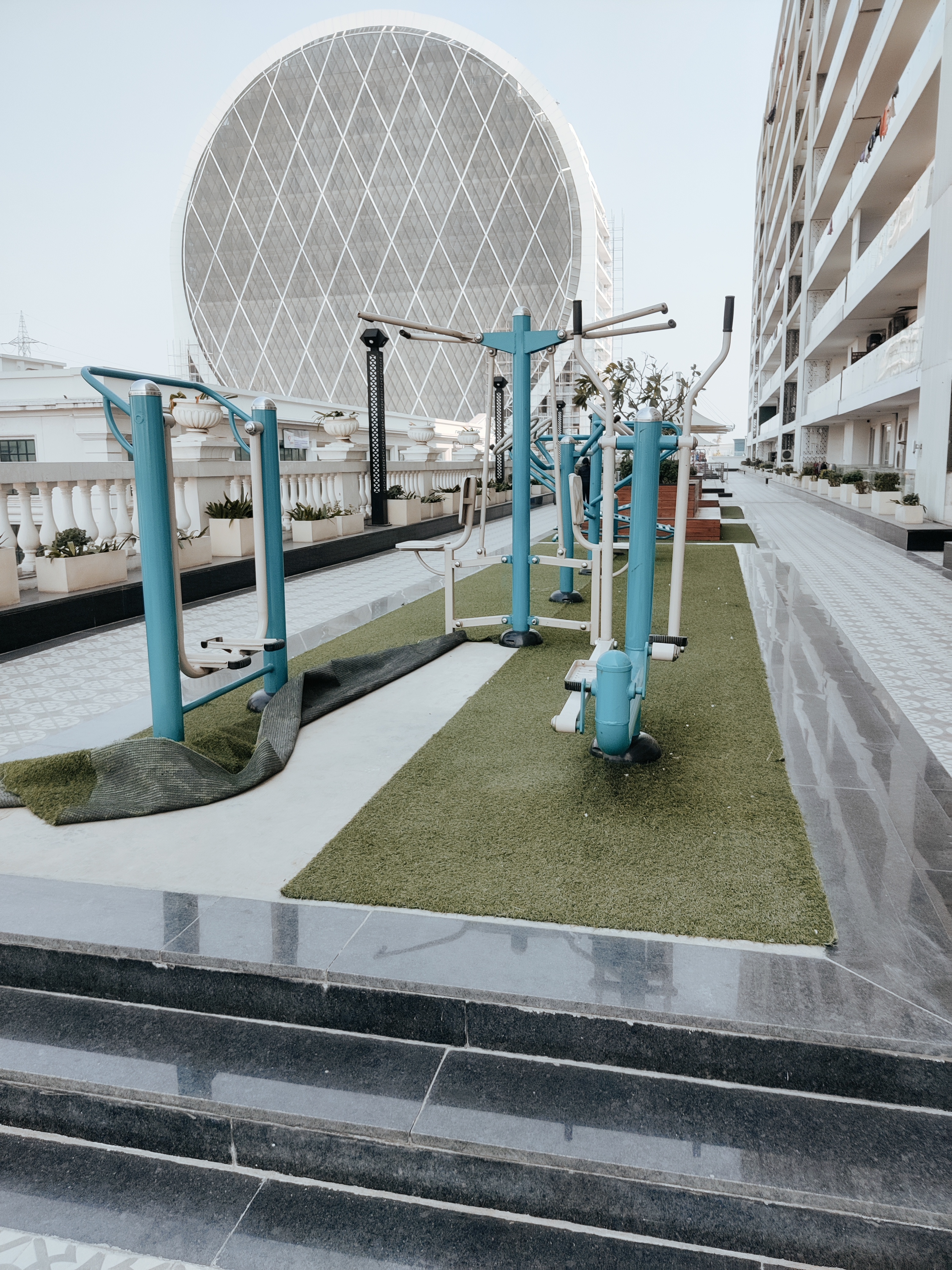 3 BHK 1925 Sq.Ft. Apartment in Omaxe Royal Residency Faridabad