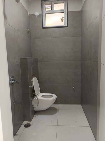 Master Bedroom in 3 BHK Apartment at Begumpet – for Rent