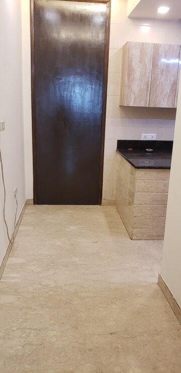 Bathroom in 1 BHK Builder Floor at Lajpat Nagar 4 – for Rent