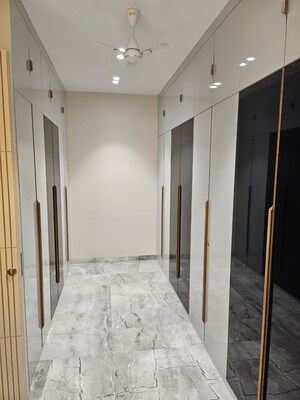 Building Lobby in 5 BHK Builder Floor at Sushant Residency F Block, Sushant Lok Iii – for Sale