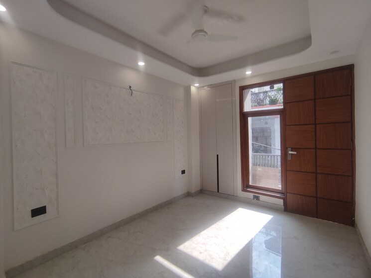 Room, chattarpur 3 Bedroom 1000 Sq.Ft. Builder Floor In Chattarpur Delhi 8927496