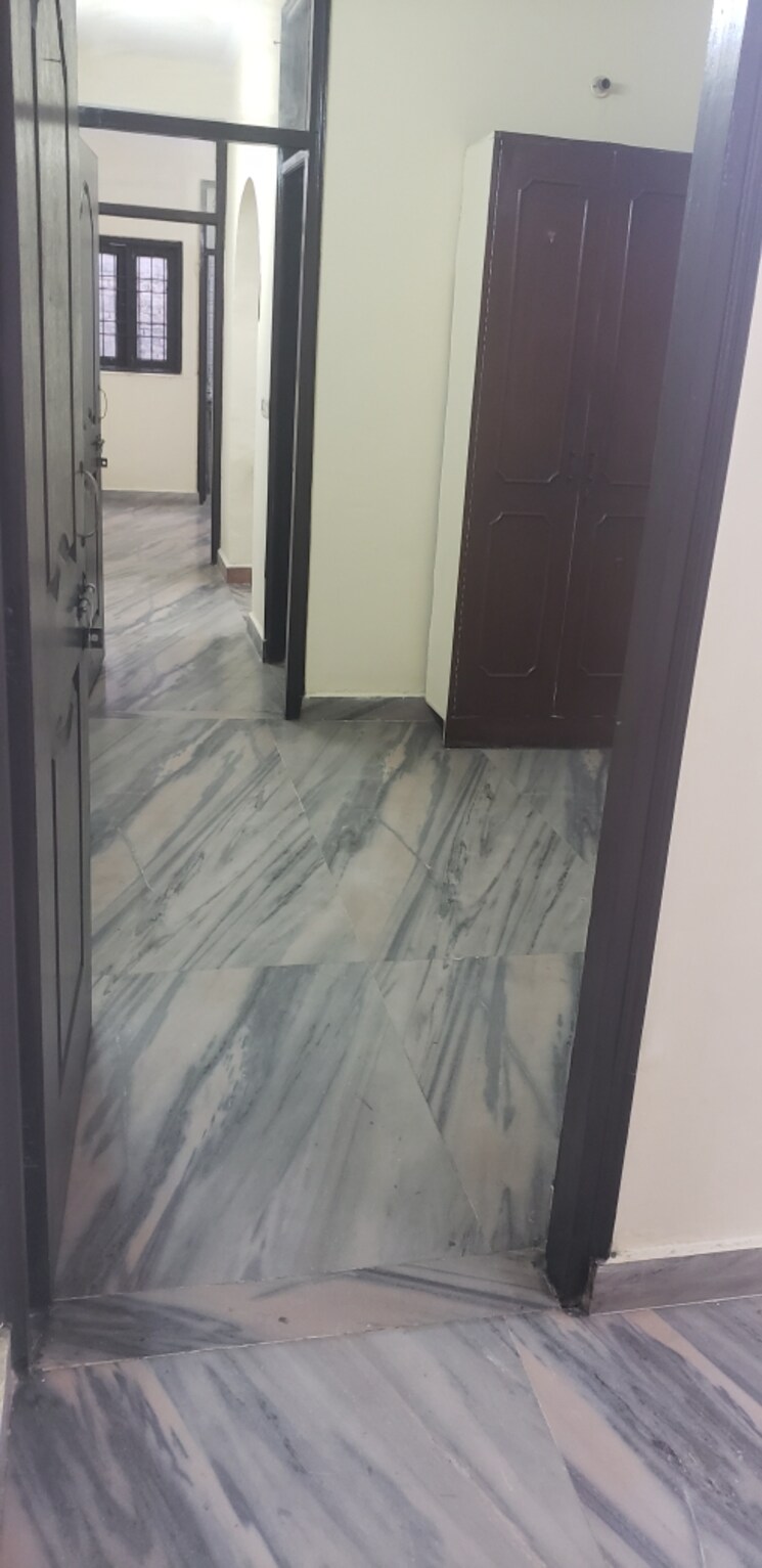 Room, lajpat nagar 4 2 Bedroom 800 Sq.Ft. Independent House In Lajpat Nagar 4 Delhi 8927507