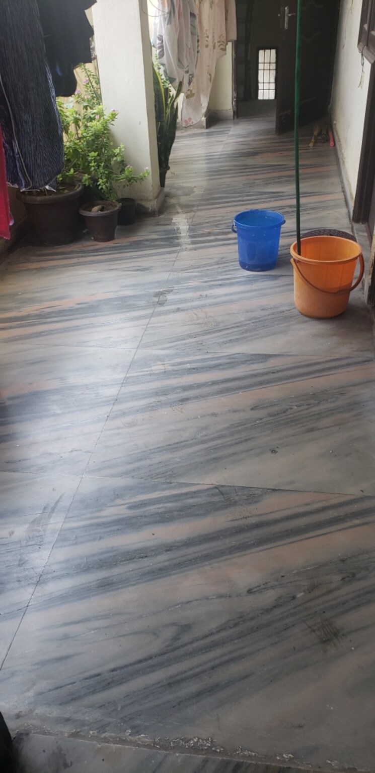  Parking, lajpat nagar 4 2 Bedroom 800 Sq.Ft. Independent House In Lajpat Nagar 4 Delhi 8927507