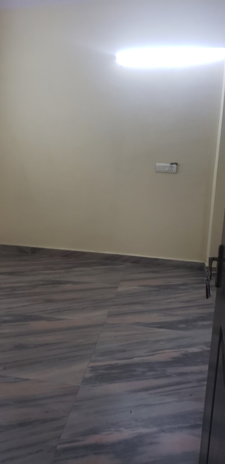 Room, lajpat nagar 4 2 Bedroom 800 Sq.Ft. Independent House In Lajpat Nagar 4 Delhi 8927507