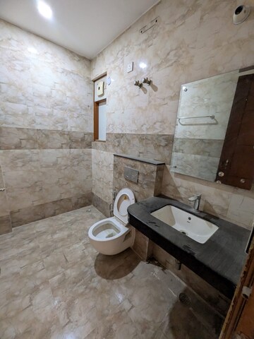 Bathroom in 3 BHK Builder Floor at Sushant Lok 2, Sector 57 – for Rent