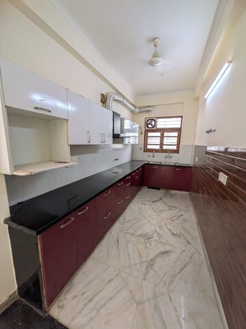 Kitchen in 3 BHK Builder Floor at Sushant Lok 2, Sector 57 – for Rent