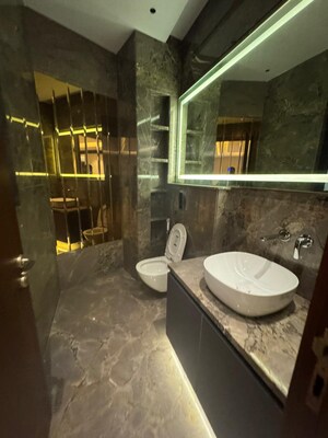 Attached Bathroom in 4 BHK Builder Floor at Kohli One Malibu Town Plot, Sector 47 – for Sale