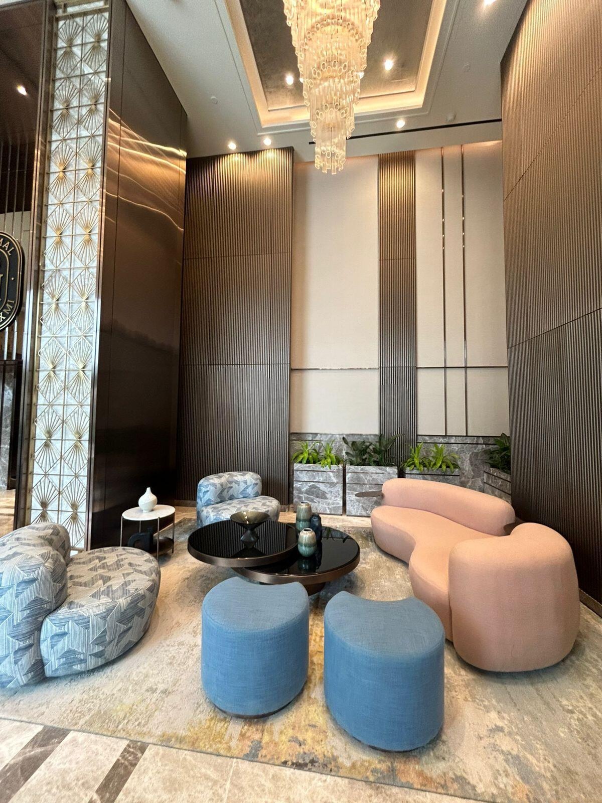 3 BHK + Servant Room Apartment For Rent in Piramal Mahalaxmi