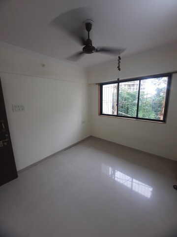 Room in 2 BHK Apartment at Raunak Unnathi Greens, Kasarvadavali – for Rent