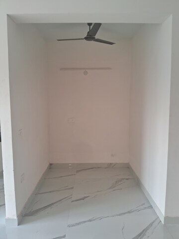 Room in 2.5 BHK Builder Floor at M3M Soulitude, Sector 89 – for Rent
