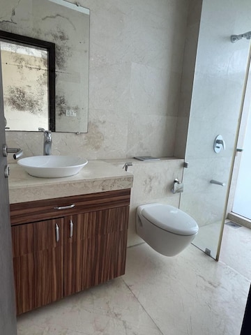 Bathroom in 3 BHK Apartment at Oberoi Exquisite Goregaon, Goregaon East – for Rent