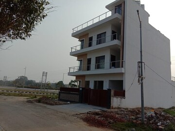  Plot – Exterior View View at Mullanpur - for Sale