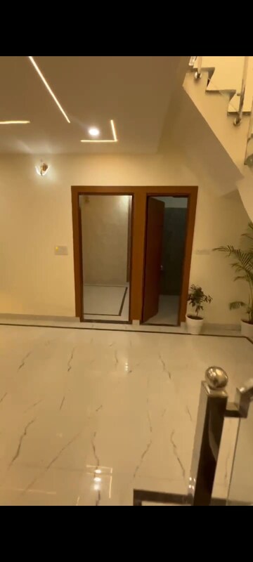 3 BHK Villa – Exterior View View at Sector 10 Greater Noida - for Sale