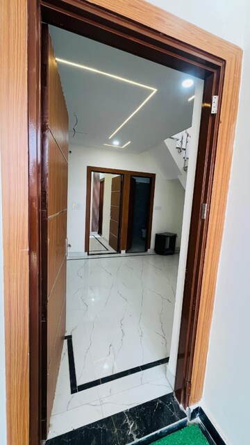 Room in 3 BHK Villa at Sector 10 Greater Noida – for Sale