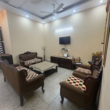Living Room in 3 BHK Builder Floor at Khirki Extension – for Rent
