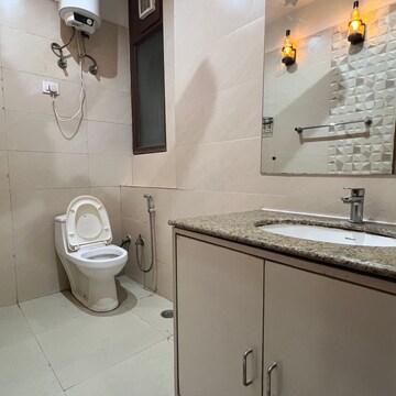 Attached Bathroom in 3 BHK Builder Floor at Sarvapriya Vihar – for Rent