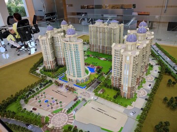 Team Area in 3 BHK Apartment at Ambika Florence Park, North Mullanpur – for Sale