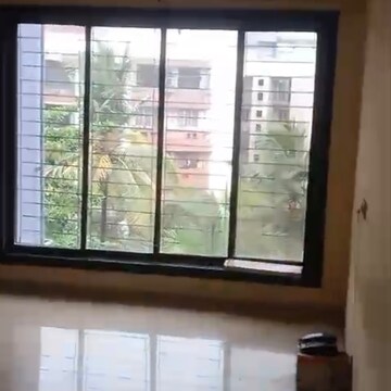 Room in 3 BHK Apartment at Vasai West – for Rent