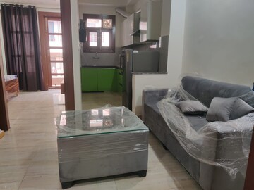 Living Room in 2 BHK Builder Floor at Ardee City, Sector 52 – for Rent