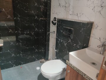 Master Bedroom in 2 BHK Builder Floor at Ardee City, Sector 52 – for Rent
