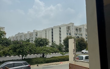 5 BHK Penthouse For Sale in Uchdpl Veridia Oakwood Enclave, Wave City