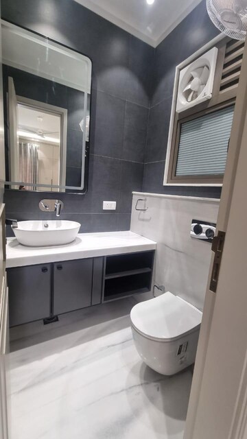 Bathroom in 3 BHK Builder Floor at Dlf Phase ii – for Rent
