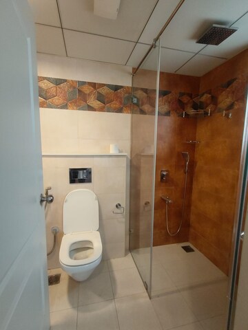 Bathroom in 3 BHK Apartment at Nitesh Buckingham Gate, Lavelle Road – for Rent