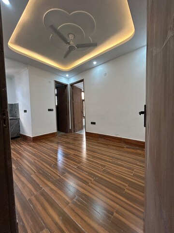 Room in 1 BHK Builder Floor at Saket – for Rent