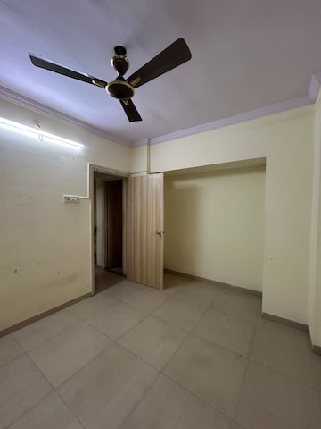 Room in 1 BHK Apartment at Unnathi Woods Phase 1 And 2, Ghodbunder Road – for Rent