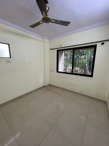 Room in 2 BHK Apartment at Raunak Unnathi Woods Phase 3, Ghodbunder Road – for Rent