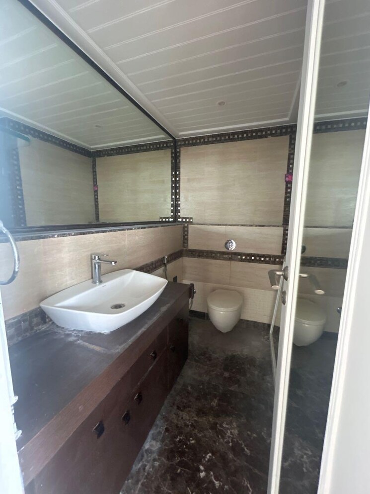 Bathroom, rna-mirage 3 Bedroom 1625 Sq.Ft. Apartment In Worli Mumbai 8927714