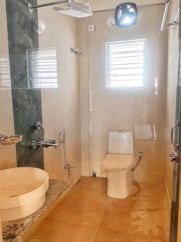 Bathroom in 2 BHK Apartment at Vinayak Vista, Lake Town – for Rent