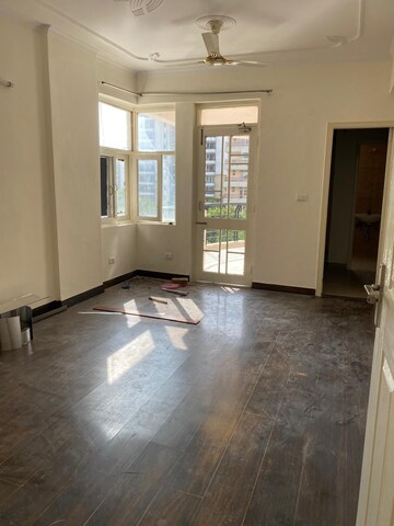 Room in 3 BHK Apartment at New Shivalik Society, Sector 51 – for Rent