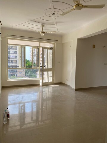 Room in 3 BHK Apartment at New Shivalik Society, Sector 51 – for Rent
