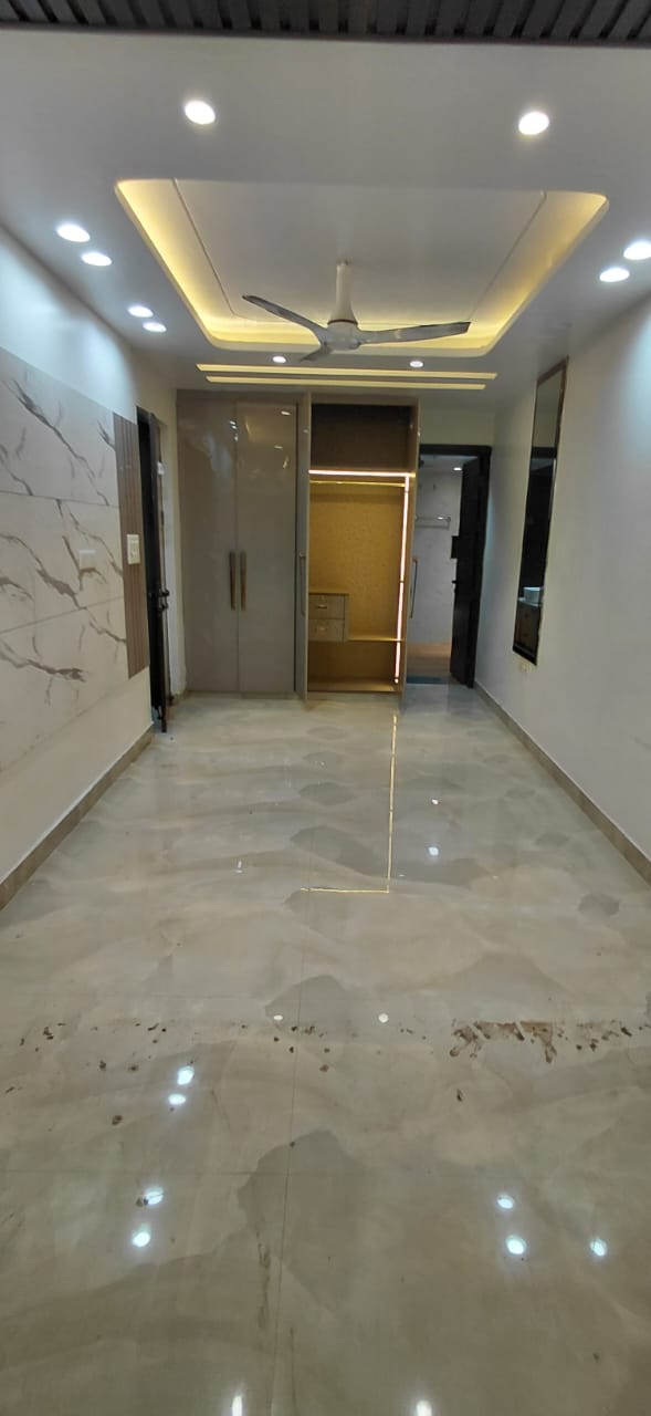 3 BHK Builder Floor For Rent in Vikas Puri