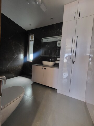 Master Bedroom in 4 BHK Builder Floor at Uppal Southend, Sector 49 – for Rent