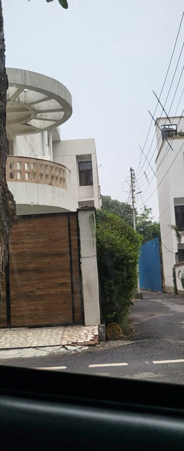 5 BHK Villa – Exterior View View at Dlf Phase I - for Rent